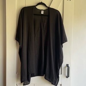 NWOT Black One Size Fits Most Lightweight Chiffon Cardigan